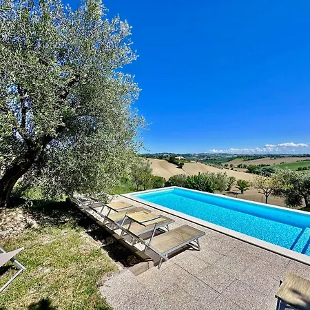 The Girasole In Historic With Pool In Guest house 3*